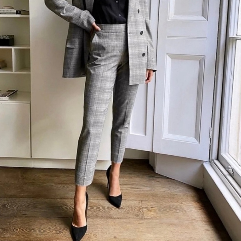 Aritzia Babaton Conan Pants in Glencheck Gray Plaid